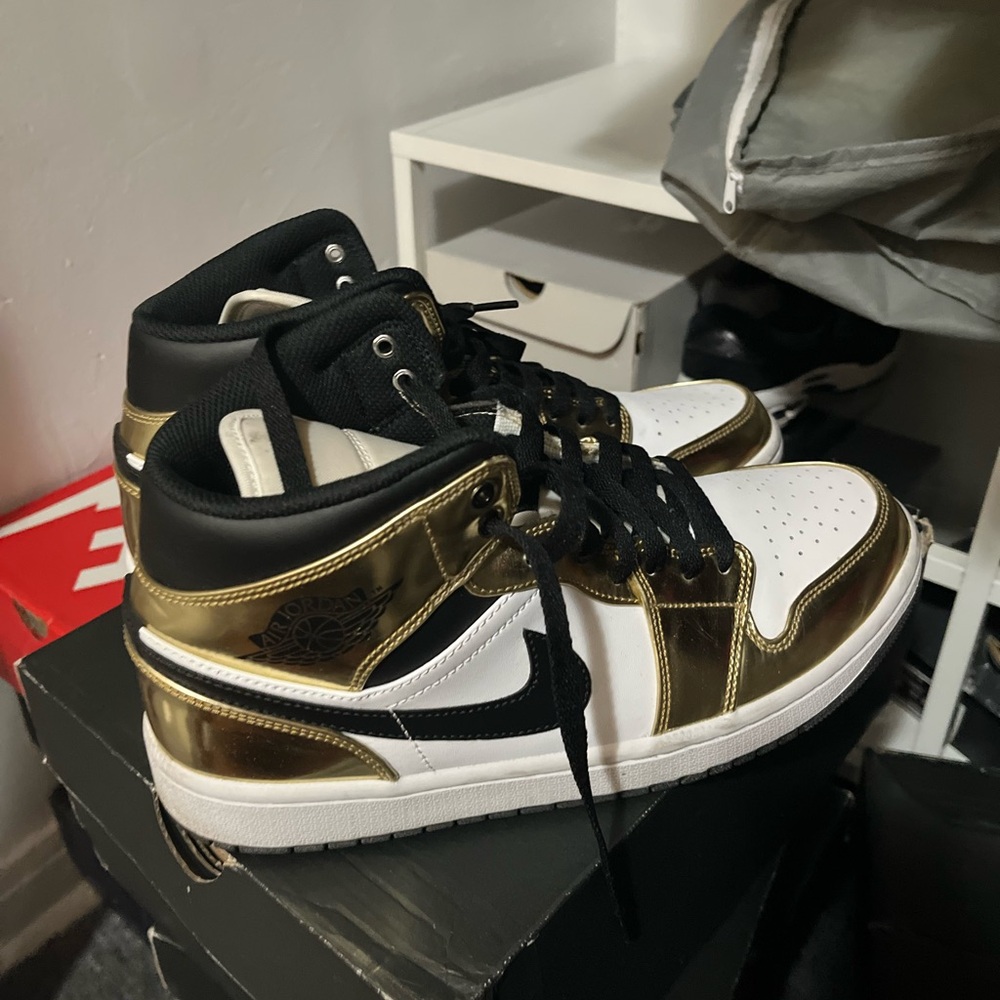 Jordan White and Black Sneakers